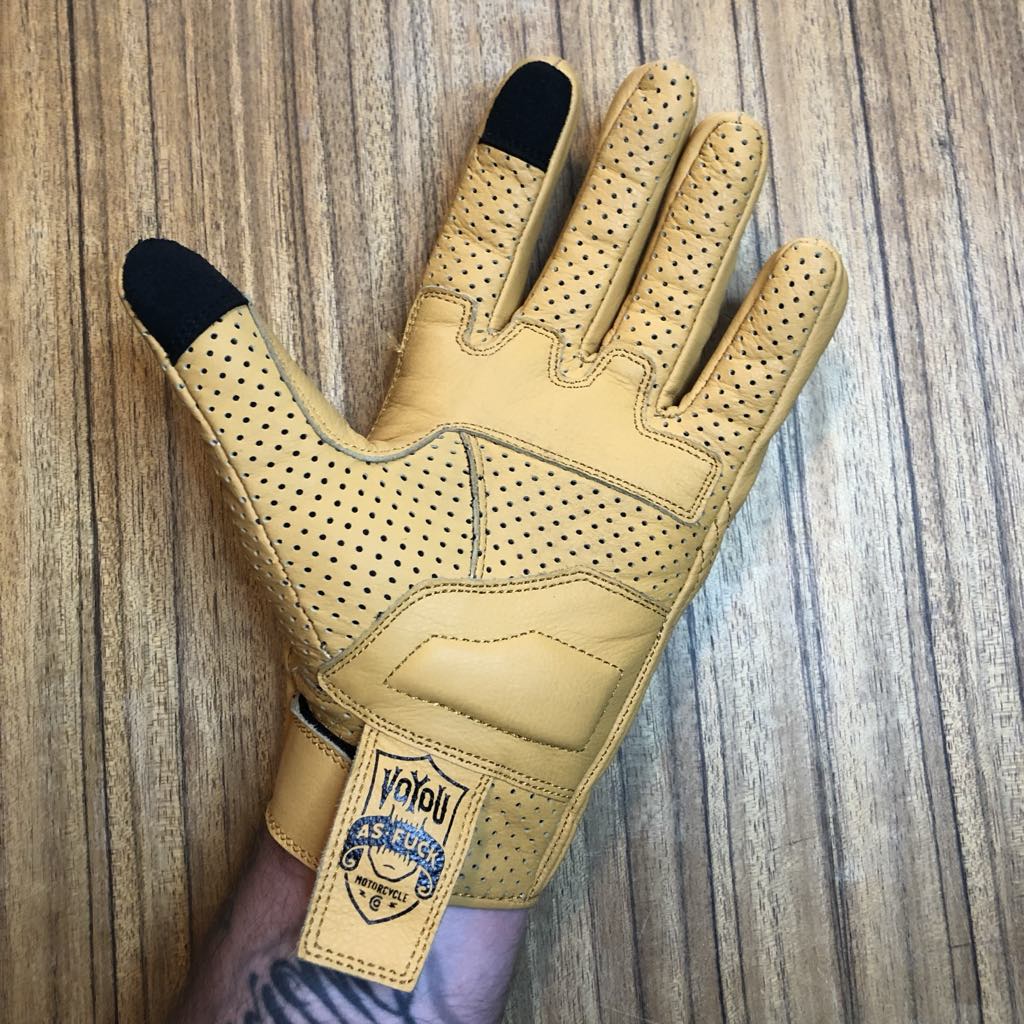 GANT VOYOU EN CUIR DE VACHE JAUNE
